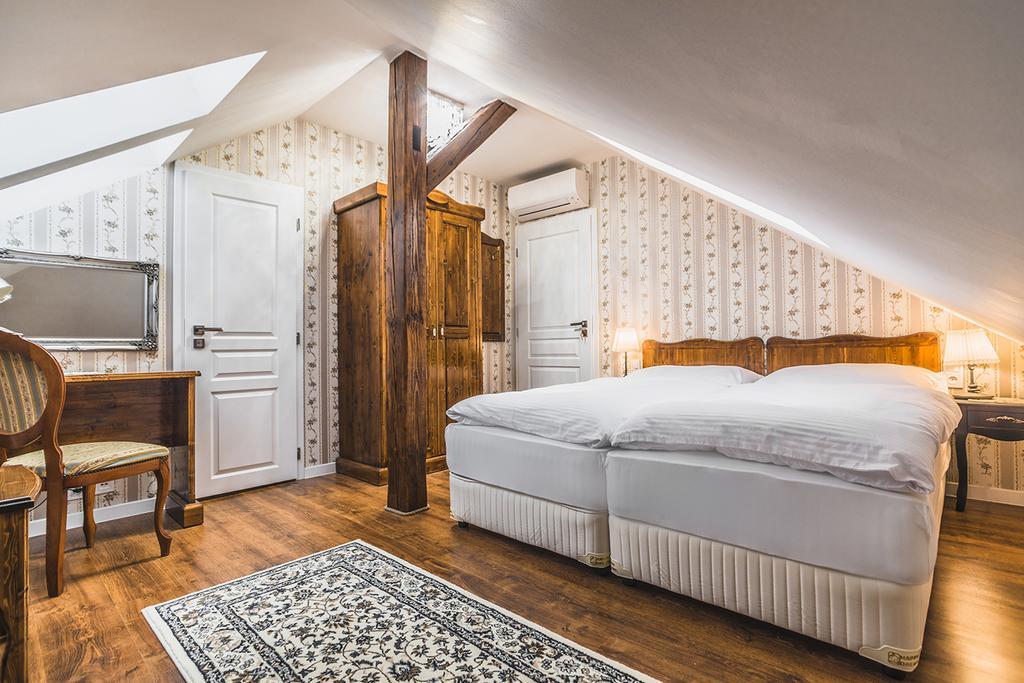 Centercity Apartments Прешов Экстерьер фото