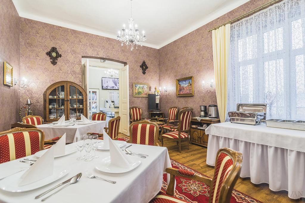 Centercity Apartments Прешов Экстерьер фото